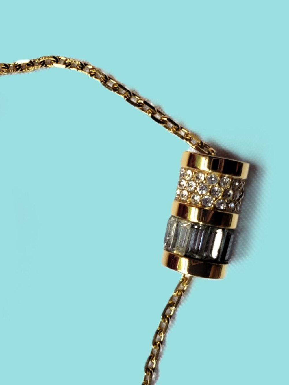 NWOT Michael Kors Gold Pave Barrel Pendant Necklace + Pouch - GIFT QUALITY